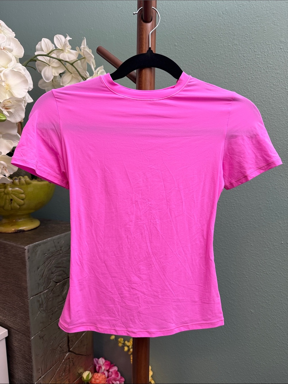 SKIMS FITS EVERYBODY T-SHIRT